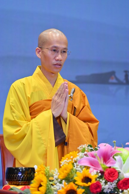 Dharma talk Learning Buddhism should know in the 100th Seven-Day Retreat