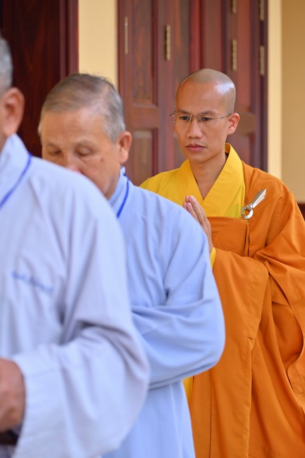 Dharma talk Learning Buddhism should know in the 100th Seven-Day Retreat