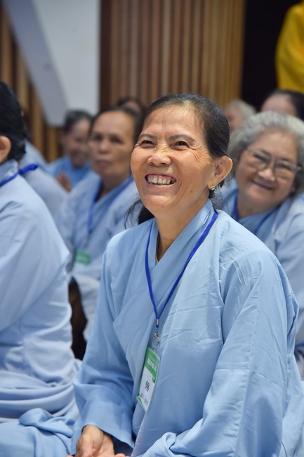 Dharma talk Learning Buddhism should know in the 100th Seven-Day Retreat