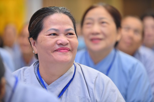 Dharma talk Learning Buddhism should know in the 100th Seven-Day Retreat