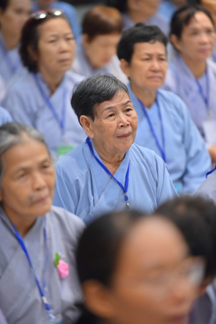 Dharma talk Learning Buddhism should know in the 100th Seven-Day Retreat