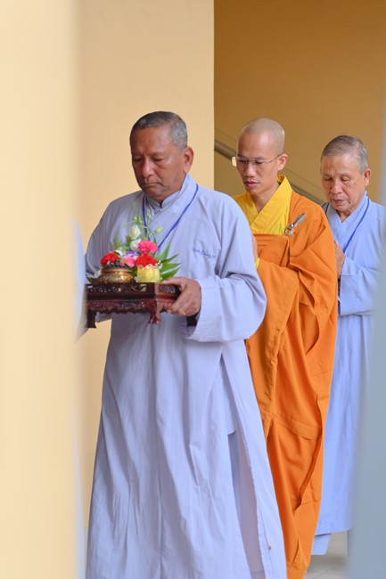 Dharma talk Learning Buddhism should know in the 100th Seven-Day Retreat