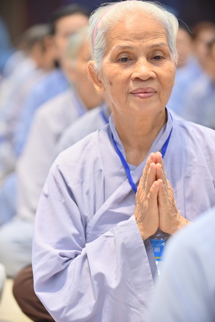 Dharma talk Learning Buddhism should know in the 100th Seven-Day Retreat