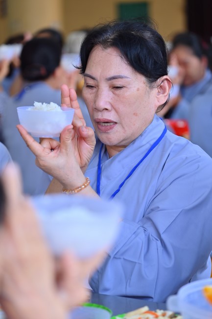 Dharma talk Learning Buddhism should know in the 100th Seven-Day Retreat