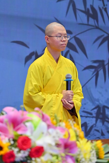 Dharma talk Learning Buddhism should know in the 100th Seven-Day Retreat