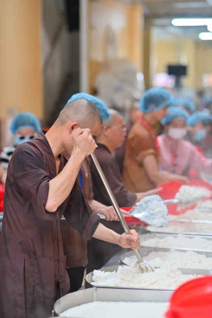 Dharma Talk Overcoming Demonic obstacles in the 100th Seven-Day Retreat