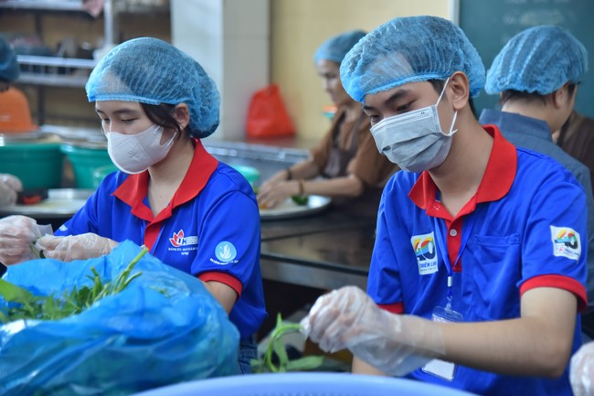 Dharma Talk Overcoming Demonic obstacles in the 100th Seven-Day Retreat