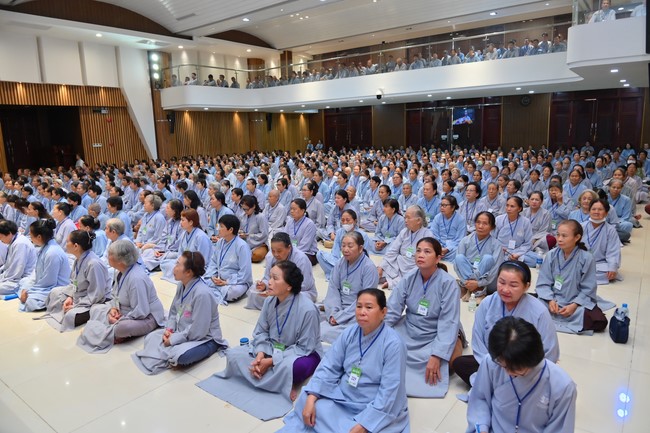 Dharma Talk Overcoming Demonic obstacles in the 100th Seven-Day Retreat
