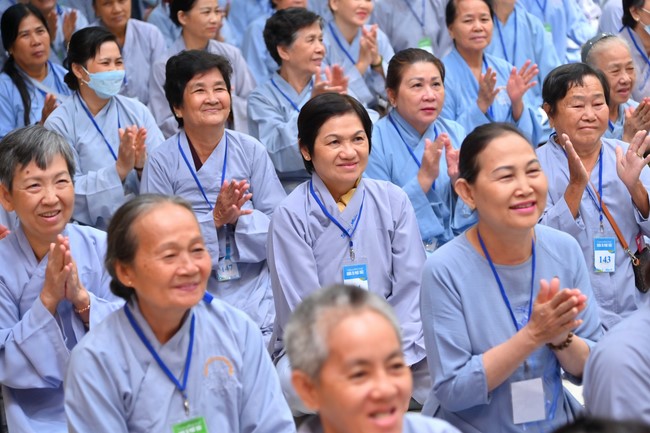 Dharma Talk Overcoming Demonic obstacles in the 100th Seven-Day Retreat