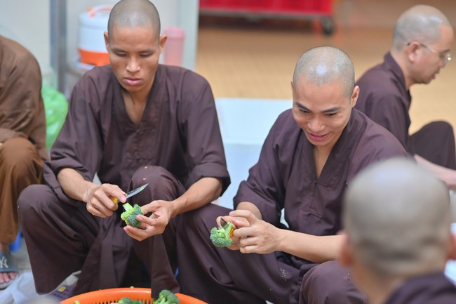 Dharma Talk Overcoming Demonic obstacles in the 100th Seven-Day Retreat