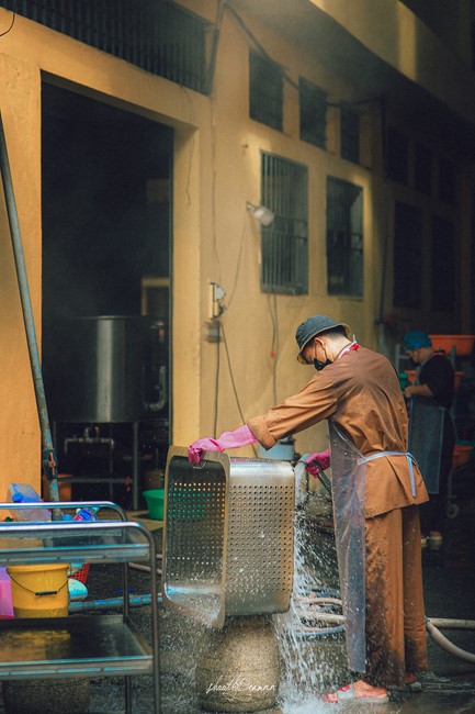 Dharma Talk Overcoming Demonic obstacles in the 100th Seven-Day Retreat