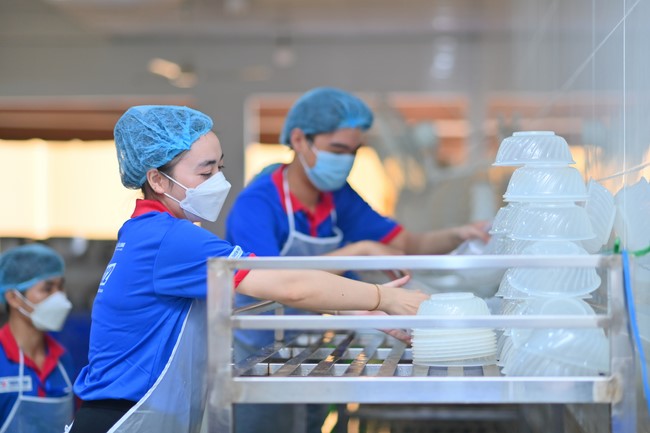 Dharma Talk Overcoming Demonic obstacles in the 100th Seven-Day Retreat