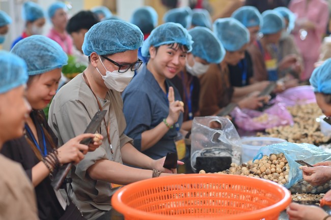 Dharma Talk Overcoming Demonic obstacles in the 100th Seven-Day Retreat