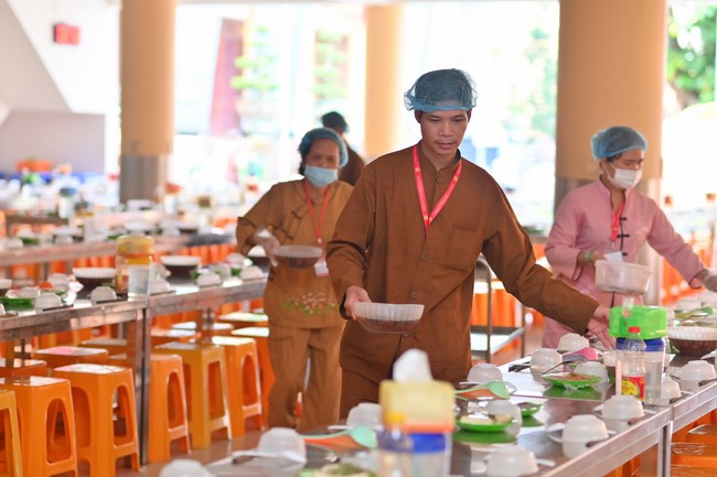 Dharma Talk Overcoming Demonic obstacles in the 100th Seven-Day Retreat