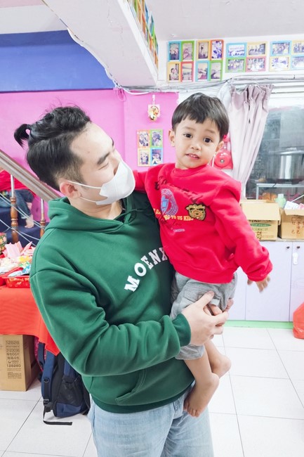Candle Lighting Ritual to commemorate Amitabha’s Buddha at Ling Yin Temple in Taiwan