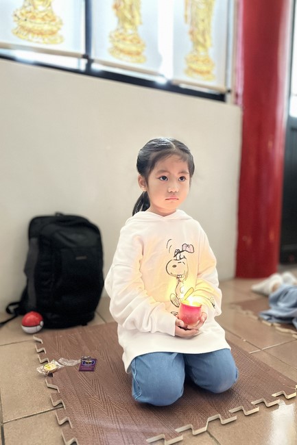 Candle Lighting Ritual to commemorate Amitabha’s Buddha at Ling Yin Temple in Taiwan