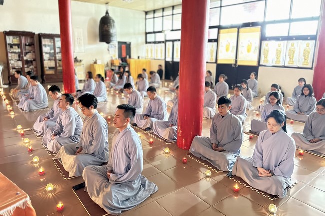 Candle Lighting Ritual to commemorate Amitabha’s Buddha at Ling Yin Temple in Taiwan
