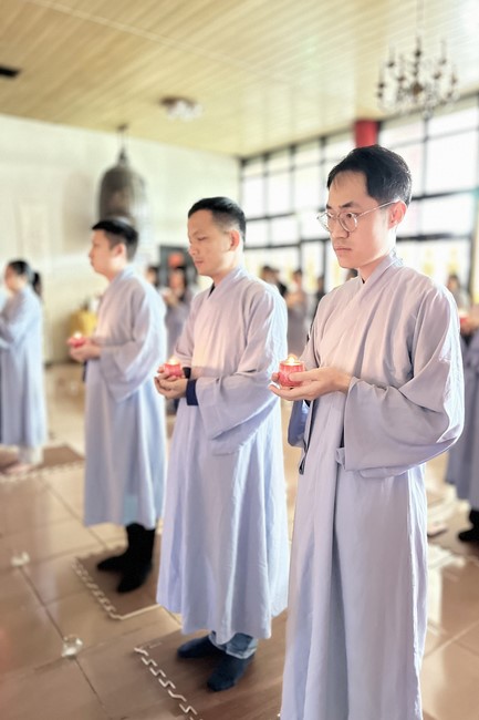 Candle Lighting Ritual to commemorate Amitabha’s Buddha at Ling Yin Temple in Taiwan