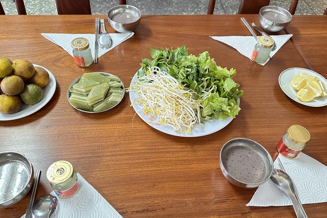 Candle Lighting Ritual to commemorate Amitabha’s Buddha at Ling Yin Temple in Taiwan