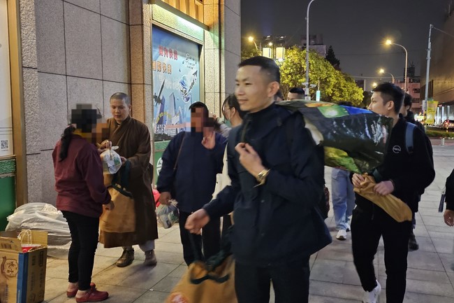 Candle Lighting Ritual to commemorate Amitabha’s Buddha at Ling Yin Temple in Taiwan