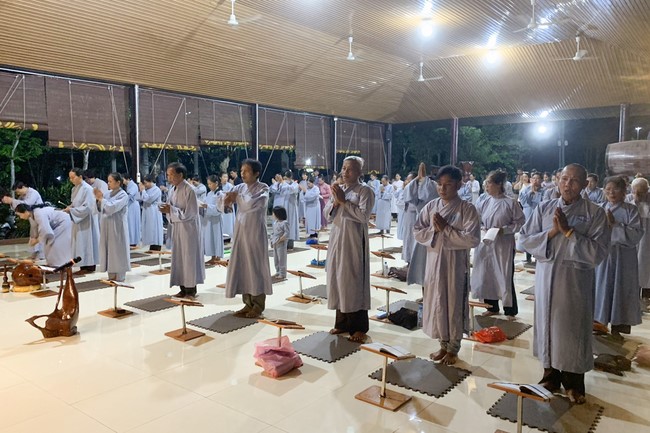 Repentant ceremony at Suoi Phap Pagoda