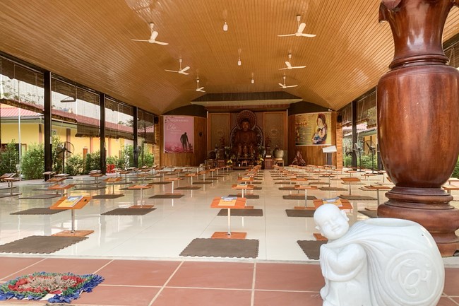 Repentant ceremony at Suoi Phap Pagoda