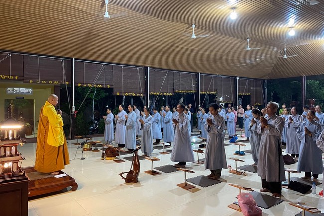 Repentant ceremony at Suoi Phap Pagoda