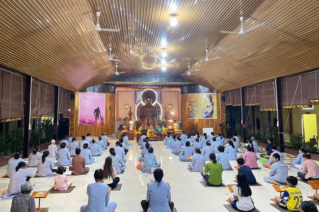 Repentant ceremony at Suoi Phap Pagoda
