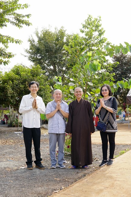 Program Spring of love in the border areas of Tam Phap Pagoda, Binh Phuoc