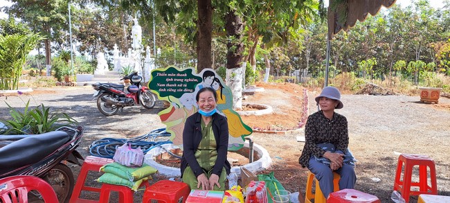 Program Spring of love in the border areas of Tam Phap Pagoda, Binh Phuoc