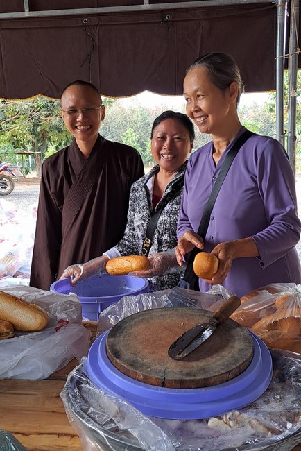 Program Spring of love in the border areas of Tam Phap Pagoda, Binh Phuoc