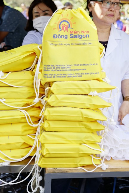 Program Spring of love in the border areas of Tam Phap Pagoda, Binh Phuoc
