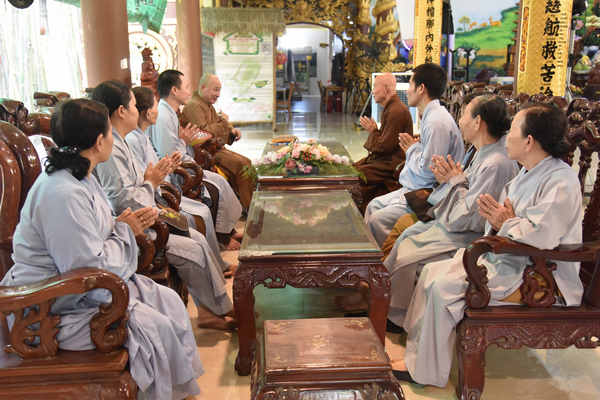 Viếng thăm các chùa ở Hóc Môn, Bình Chánh, TP. Hồ Chí Minh