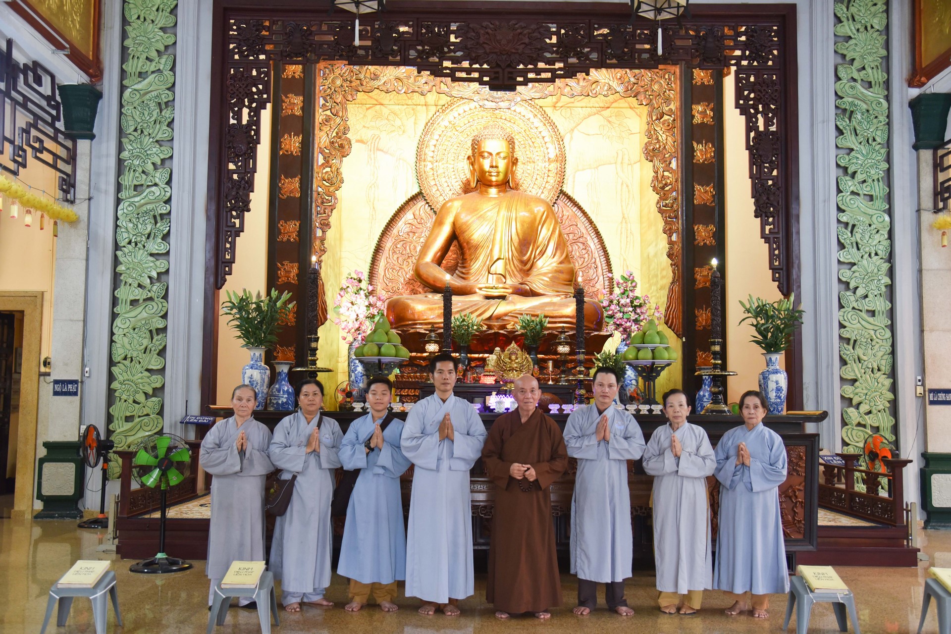 Viếng thăm các chùa ở Hóc Môn, Bình Chánh, TP. Hồ Chí Minh