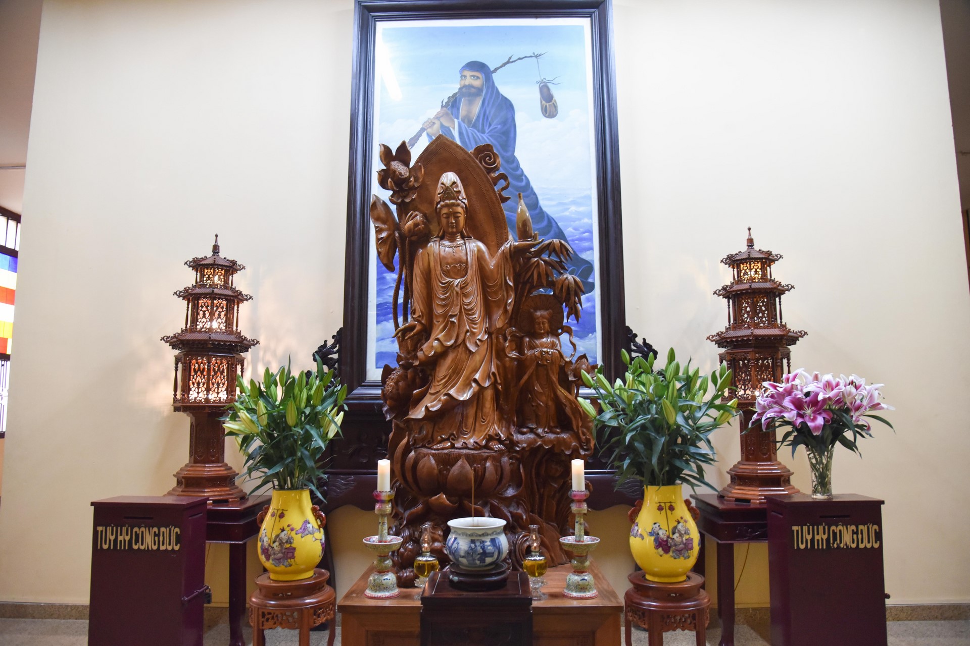 Viếng thăm các chùa ở Hóc Môn, Bình Chánh, TP. Hồ Chí Minh