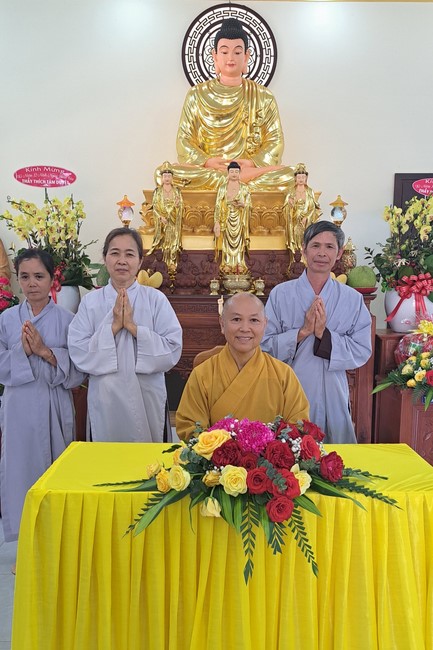 A dharma talk at Tam Phap Pagoda, Binh Phuoc province