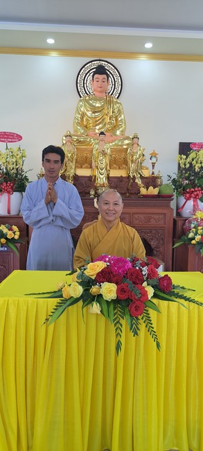 A dharma talk at Tam Phap Pagoda, Binh Phuoc province
