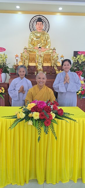 A dharma talk at Tam Phap Pagoda, Binh Phuoc province
