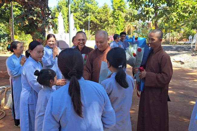 A dharma talk at Tam Phap Pagoda, Binh Phuoc province