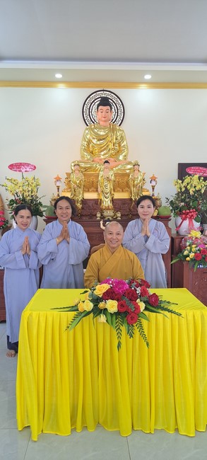 A dharma talk at Tam Phap Pagoda, Binh Phuoc province