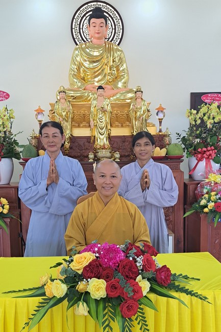 A dharma talk at Tam Phap Pagoda, Binh Phuoc province
