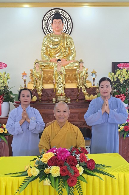A dharma talk at Tam Phap Pagoda, Binh Phuoc province