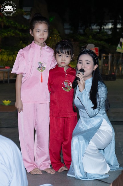 Repentant ceremony for the names of Bodhisattva Avalokitesvara