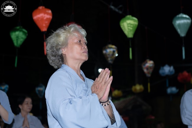 Repentant ceremony for the names of Bodhisattva Avalokitesvara