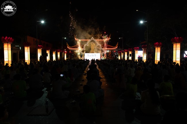 The 6th gratitude ceremony to disciples