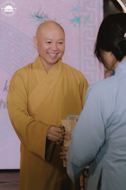 The 6th gratitude ceremony to disciples