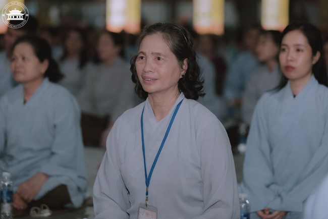 The 6th gratitude ceremony to disciples