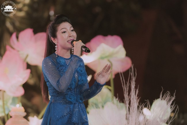 The 6th gratitude ceremony to disciples