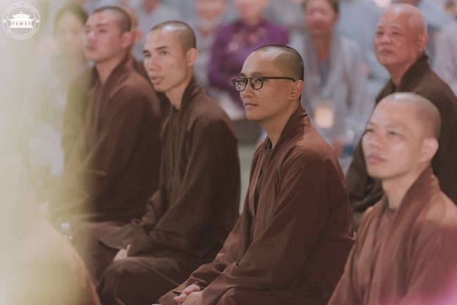 The 6th gratitude ceremony to disciples