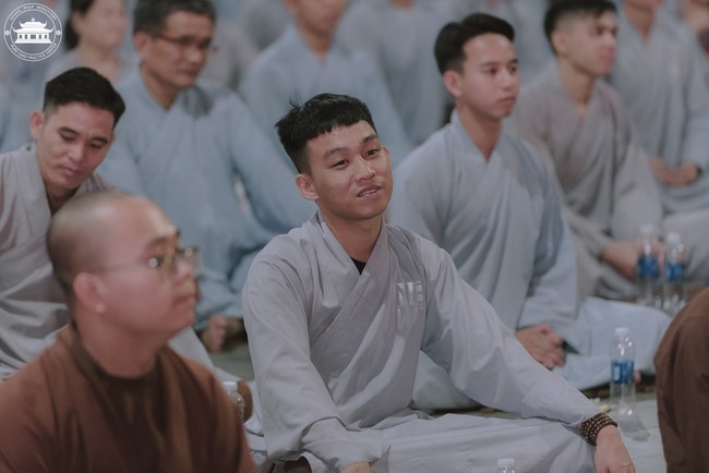 The 6th gratitude ceremony to disciples